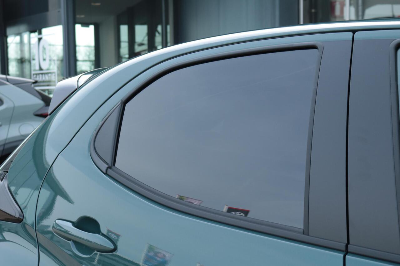 Toyota YARIS 1.5 Hybrid 115 Dynamic Comfort Pack!, Apple Carplay Android Auto, BSM, Parkeersensoren