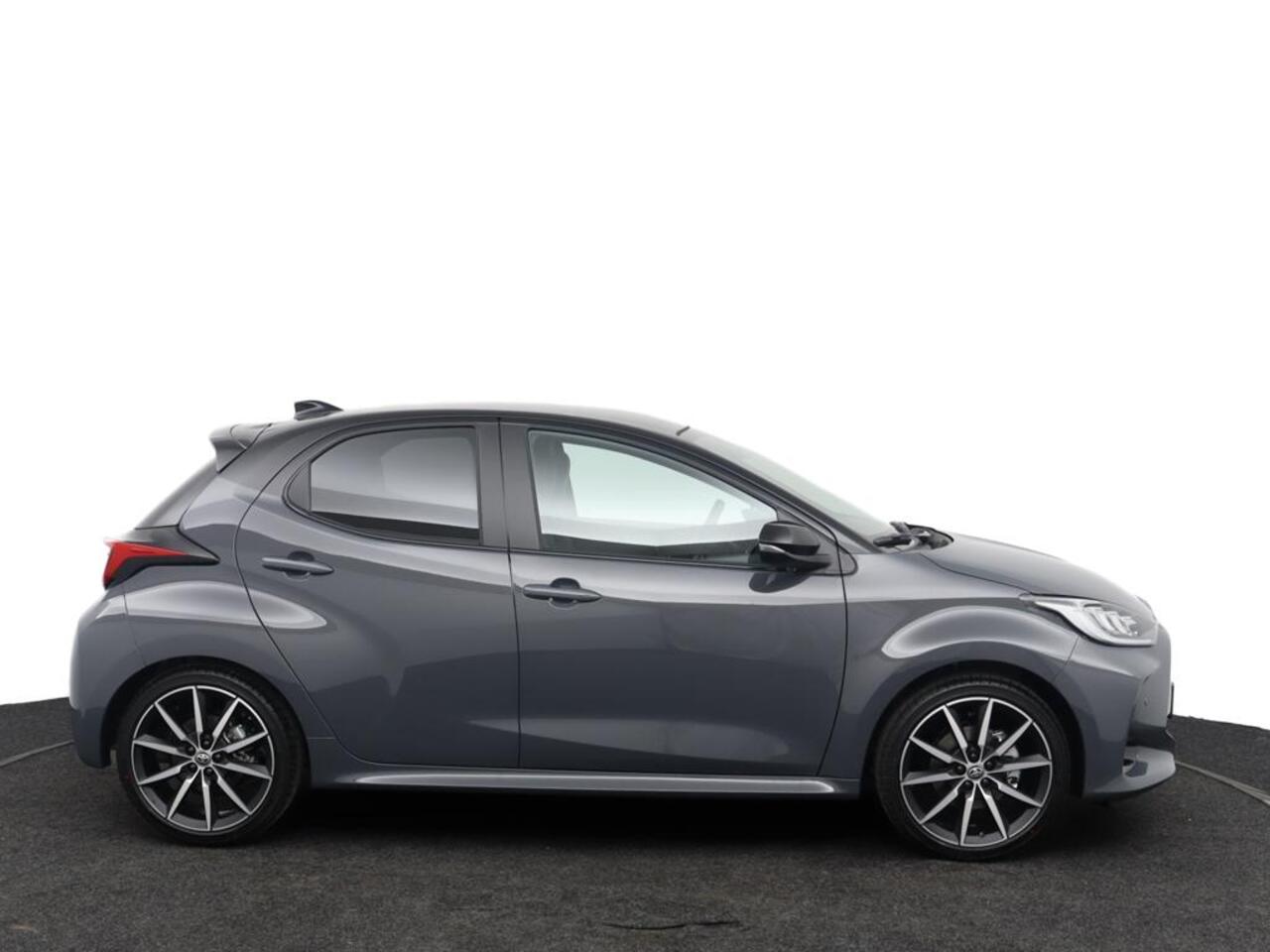 Toyota YARIS 1.5 Hybrid 130 GR Sport | Panoramadak | JBL Audio |