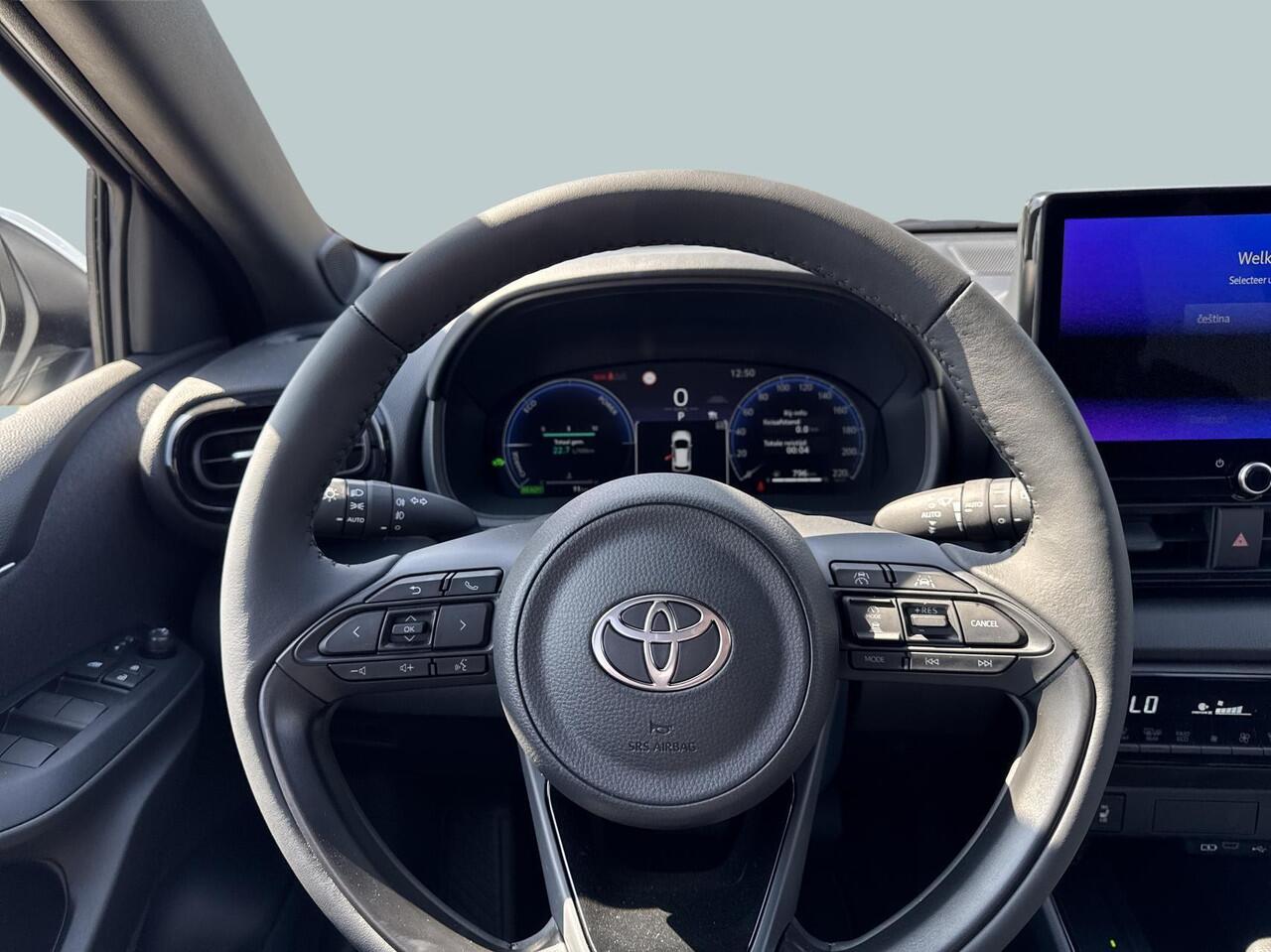 Toyota YARIS 1.5 Hybrid 130 Executive | Rijklaar |