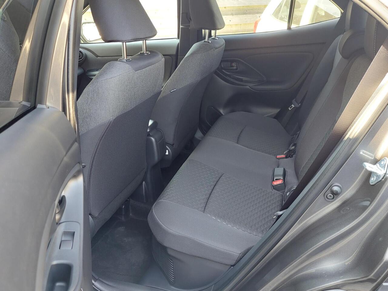 Toyota YARIS Cross 1.5 Hybrid 130 Team D APP NAVI | NIEUWE AUTO !!