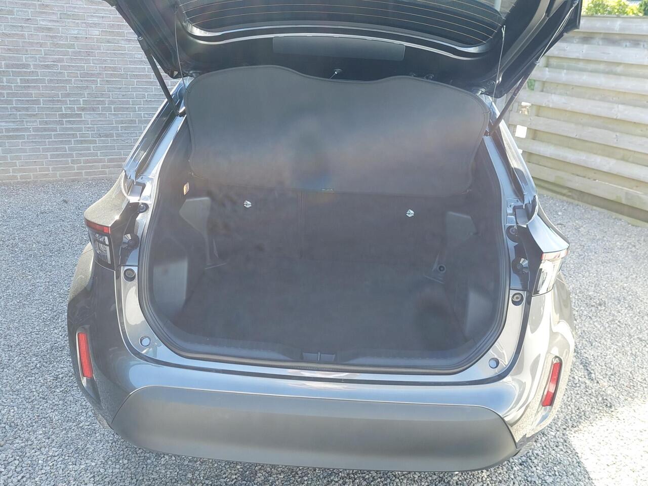 Toyota YARIS Cross 1.5 Hybrid 130 Team D APP NAVI | NIEUWE AUTO !!