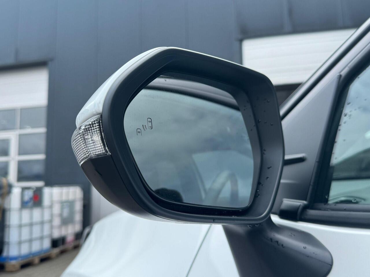 Toyota YARIS Cross 1.5 Hybrid 115 Dynamic | Rijklaar