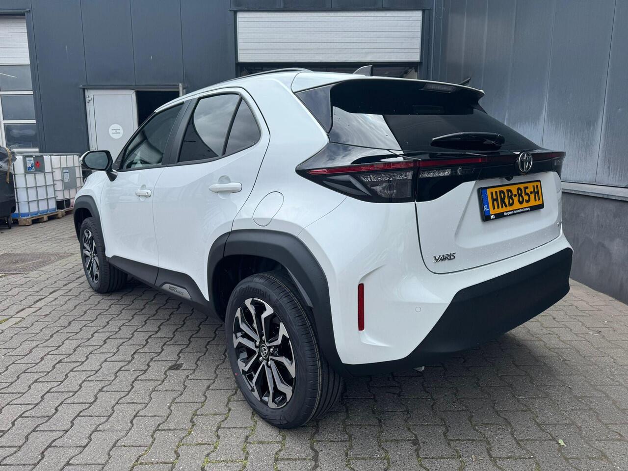 Toyota YARIS Cross 1.5 Hybrid 115 Dynamic | Rijklaar