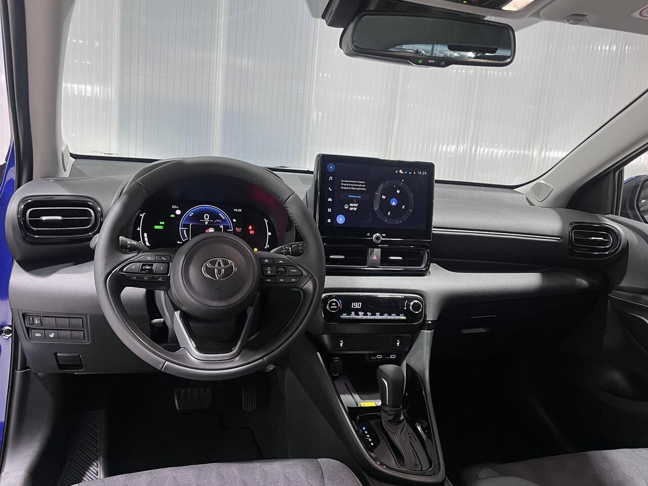 Toyota YARIS 1.5 Hybrid 115 Dynamic | NIEUW UIT VOORRAAD LEVERBAAR | DIRECT RIJDEN!