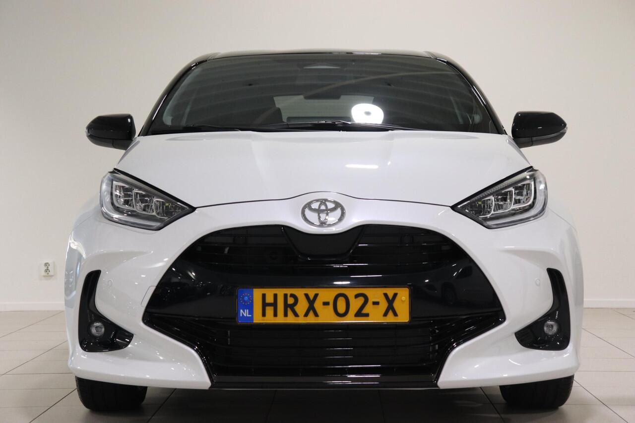 Toyota YARIS 1.5 Hybrid 130 Launch Edition, BSM, HUD, JBL, Apple Carplay, Android Auto, Parkeersensoren, Keyless Entry!