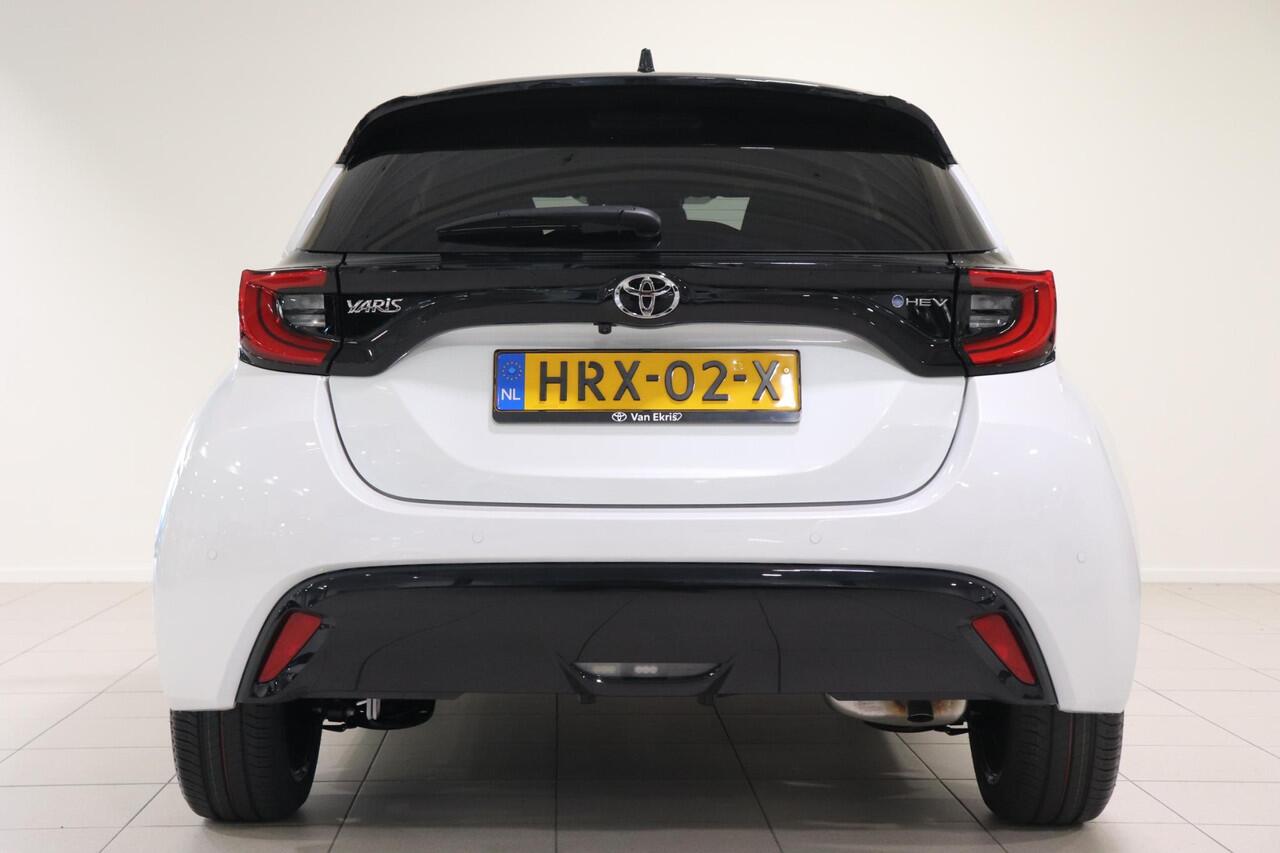 Toyota YARIS 1.5 Hybrid 130 Launch Edition, BSM, HUD, JBL, Apple Carplay, Android Auto, Parkeersensoren, Keyless Entry!