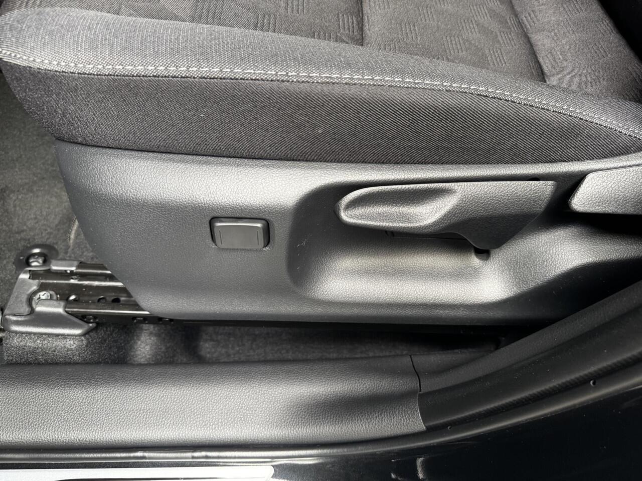 Toyota YARIS Hybrid 115 Dynamic Comfort Pack automaat