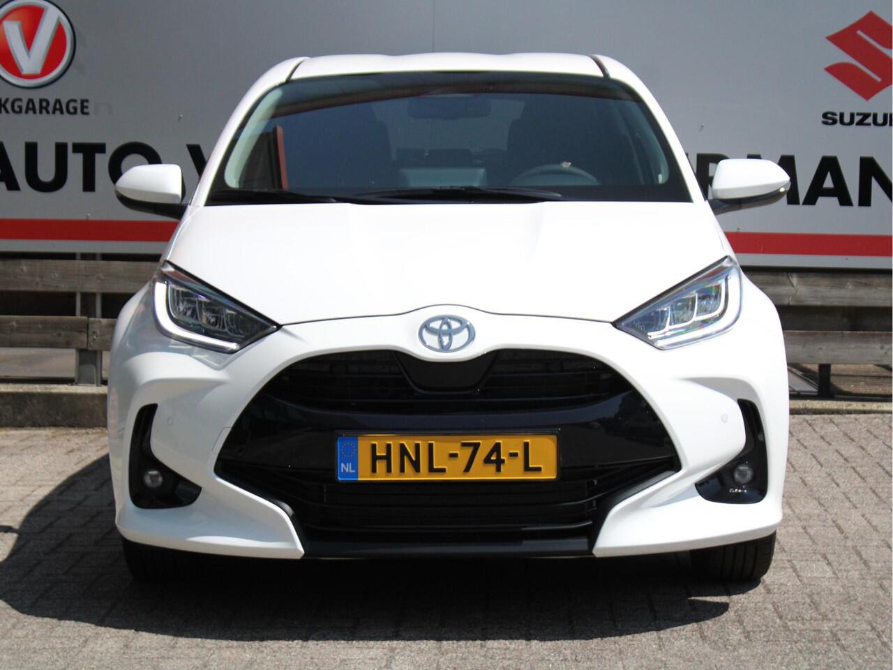 Toyota YARIS 1.5 Hybrid 115 Teamplayer Achteruitrijcamera, Parkeersensoren voor en achter, Airco Automatisch, Cruise Control Adaptief