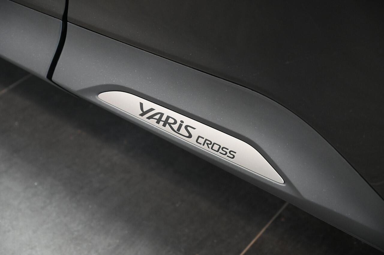 Toyota YARIS Cross Hybrid 130 automaat Dynamic met Comfort Pack *BTW* *Nieuwe auto* *AANBIEDING*