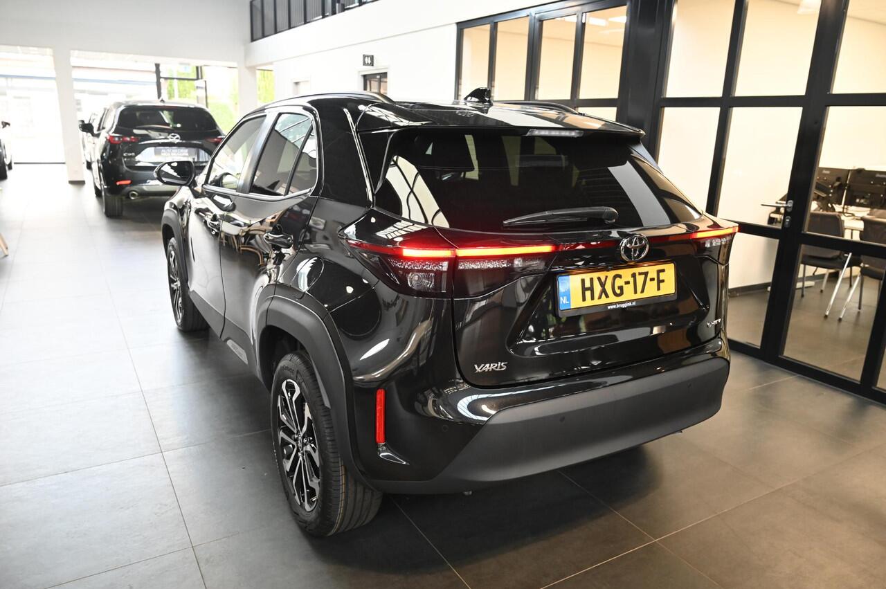 Toyota YARIS Cross Hybrid 130 automaat Dynamic met Comfort Pack *BTW* *Nieuwe auto* *AANBIEDING*