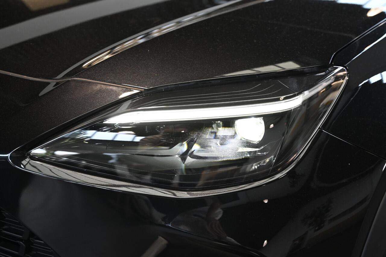 Toyota YARIS Cross Hybrid 130 automaat Dynamic met Comfort Pack *BTW* *Nieuwe auto* *AANBIEDING*