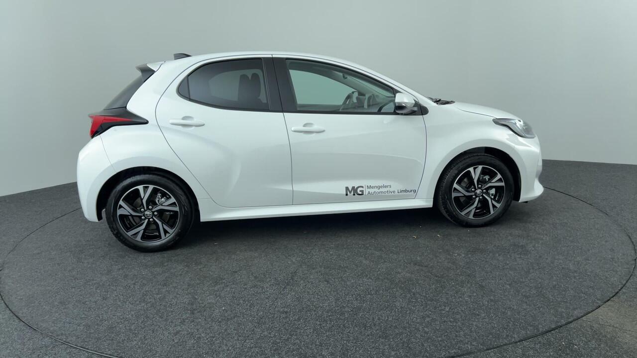Toyota YARIS 1.5 Hybrid 115 Dynamic | Rijklaar | Comfort Pack | Parkeersensoren | Dodehoeksensor