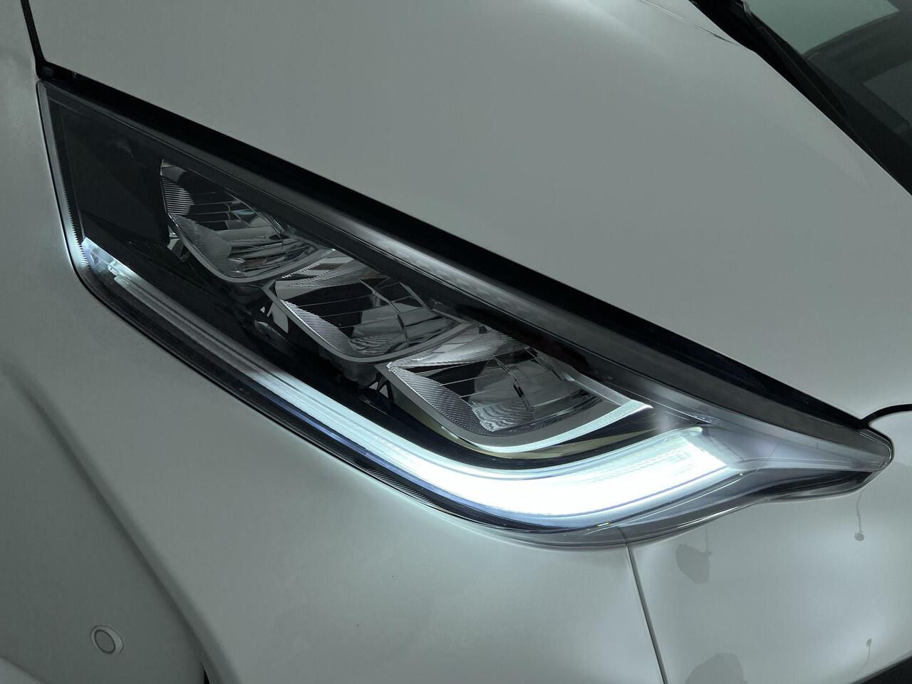 Toyota YARIS 1.5 Hybrid 115 Dynamic | Rijklaar | Comfort Pack | Parkeersensoren | Dodehoeksensor