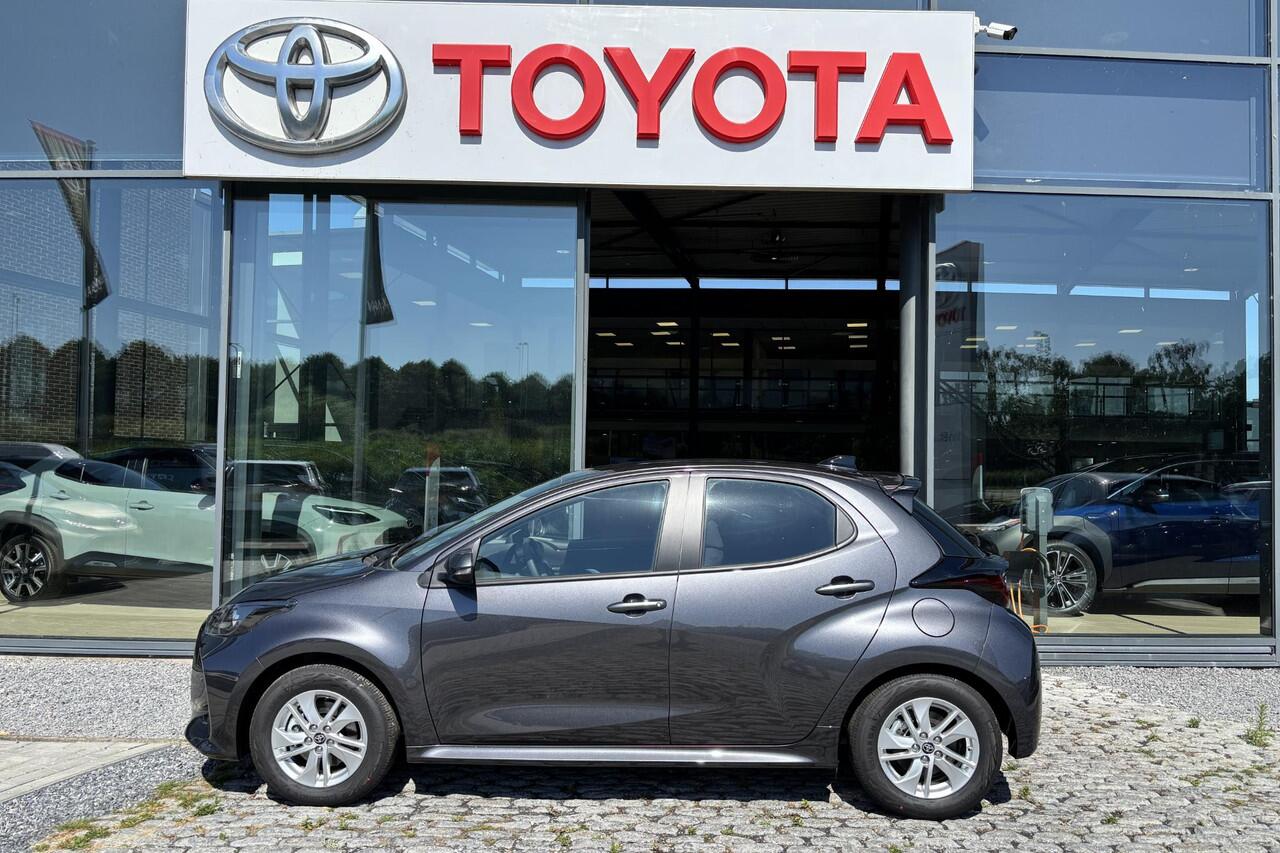 Toyota YARIS 1.5 Hybrid 115 Active Limited, Parkeersensoren, Stoelverwarming, Apple carplay, Android auto.