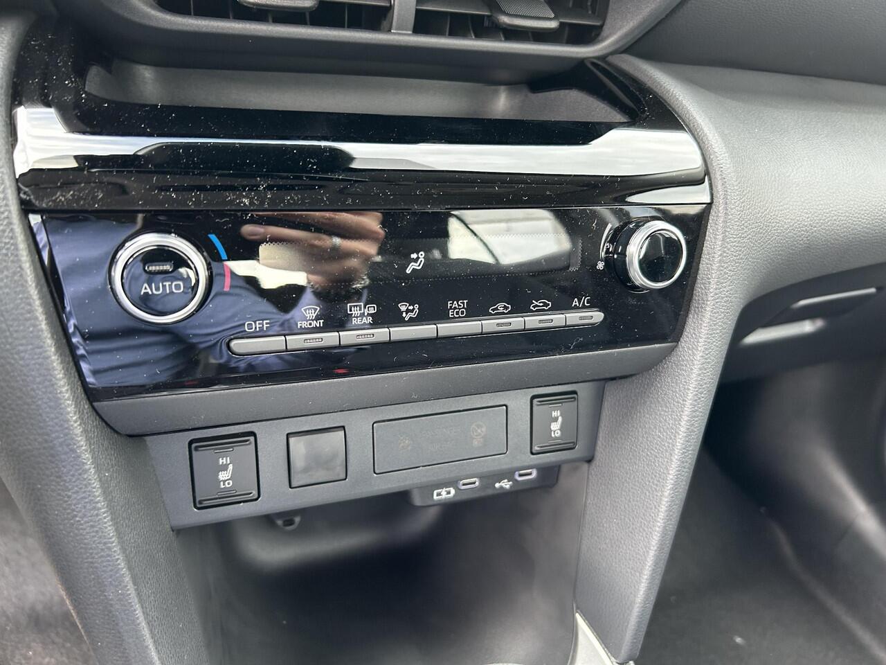 Toyota YARIS Cross 1.5 Hybrid 115 Active Comfort Pack