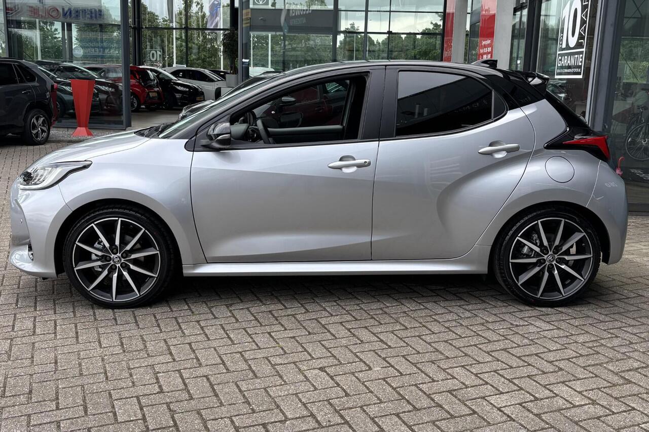 Toyota YARIS 1.5 Hybrid 130 GR Sport + Pack, Panoramadak, BSM + Pack