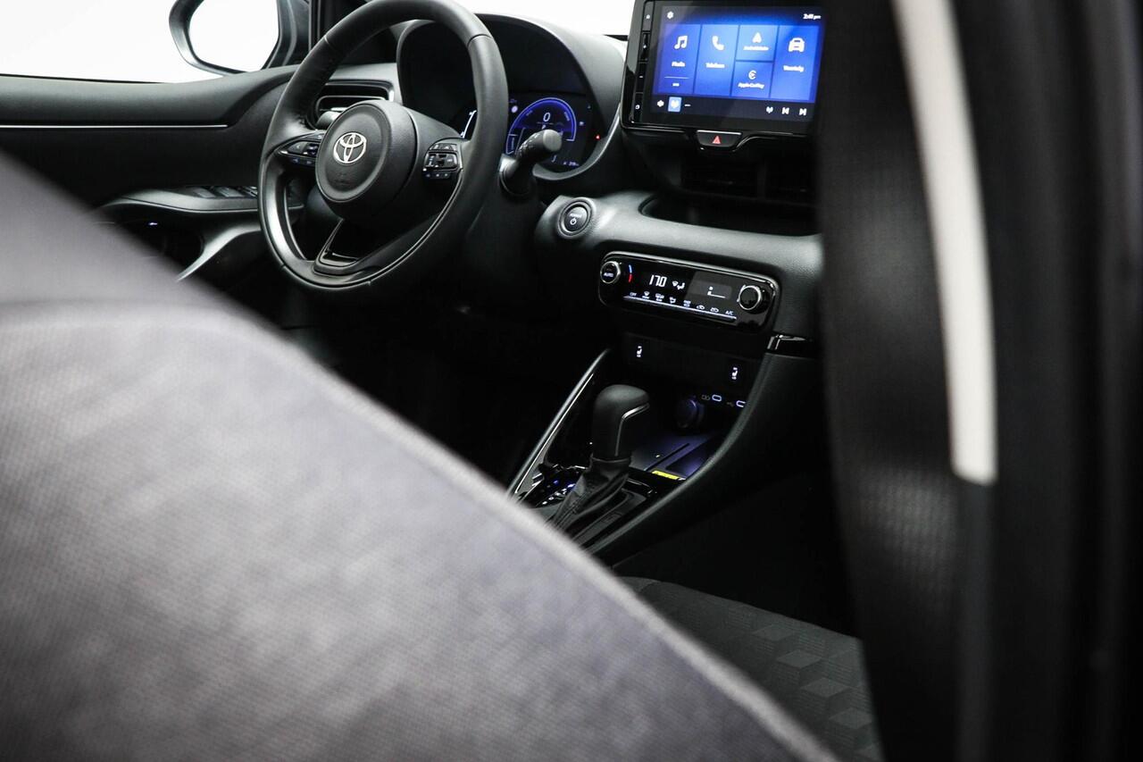 Toyota YARIS 1.5 Hybrid 115 First Edition | CLIMA | STUURVERWARMING | APPLE | CAMERA