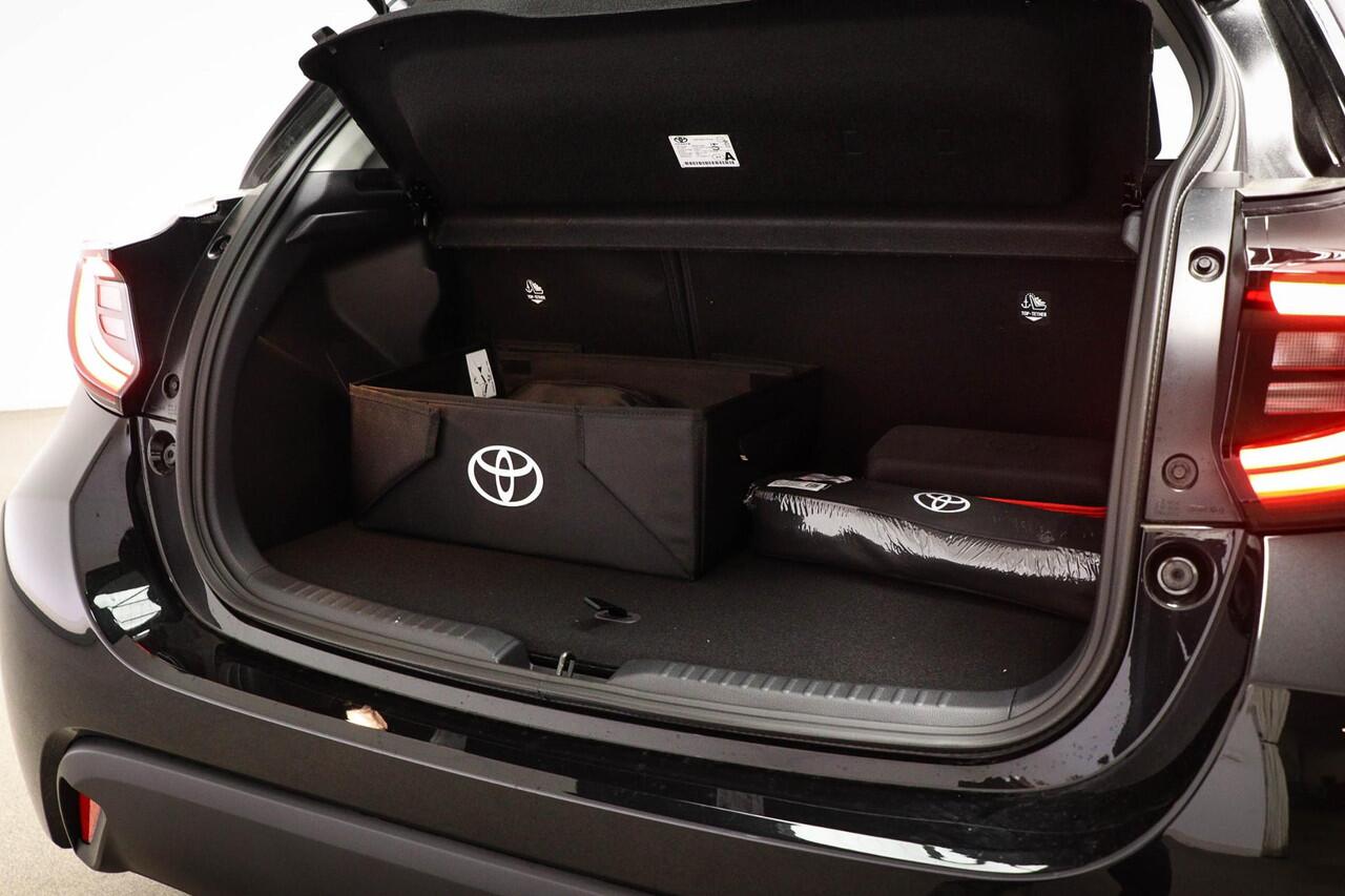 Toyota YARIS 1.5 Hybrid 115 First Edition | CLIMA | STUURVERWARMING | APPLE | CAMERA