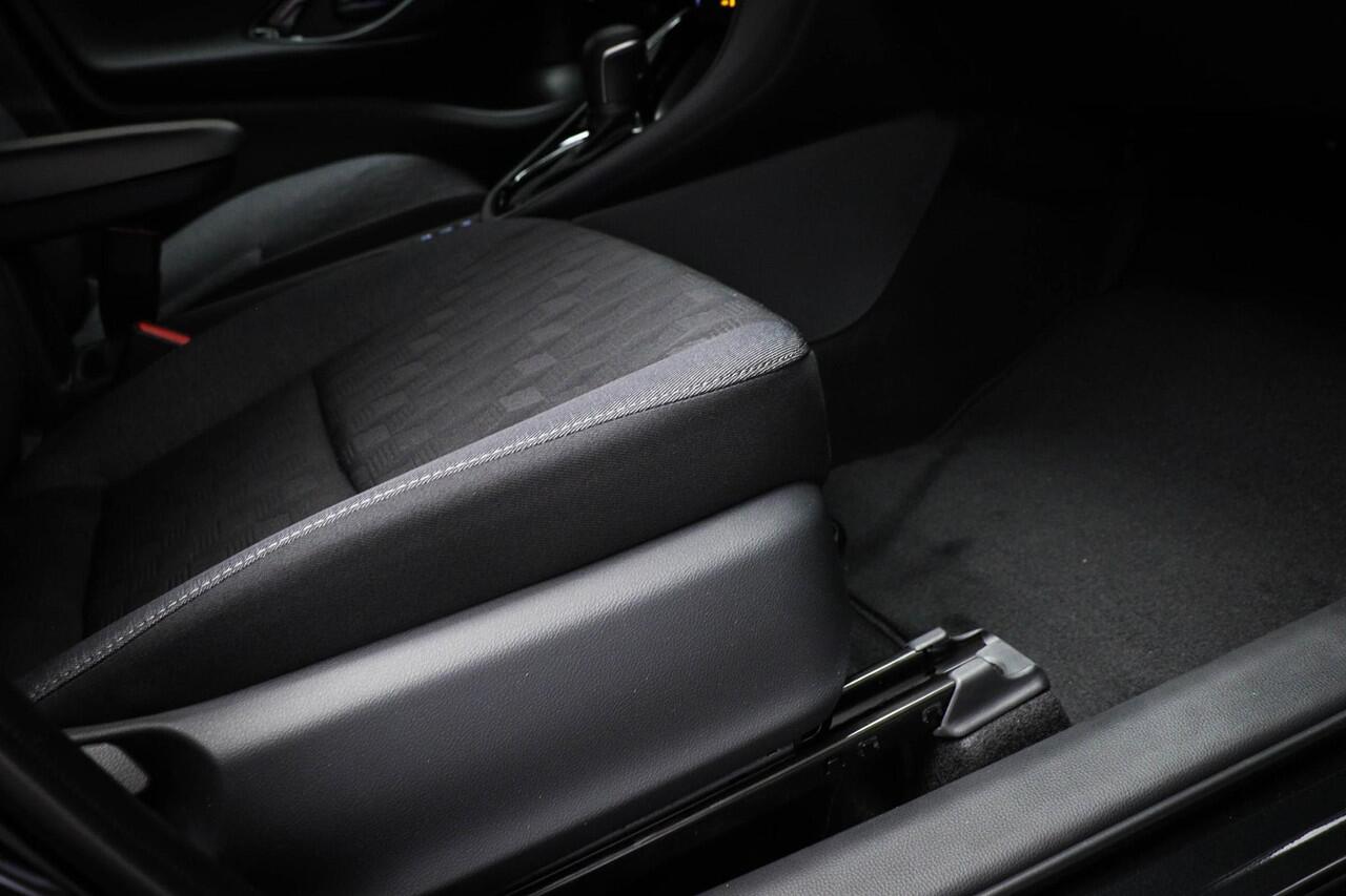 Toyota YARIS 1.5 Hybrid 115 First Edition | CLIMA | STUURVERWARMING | APPLE | CAMERA