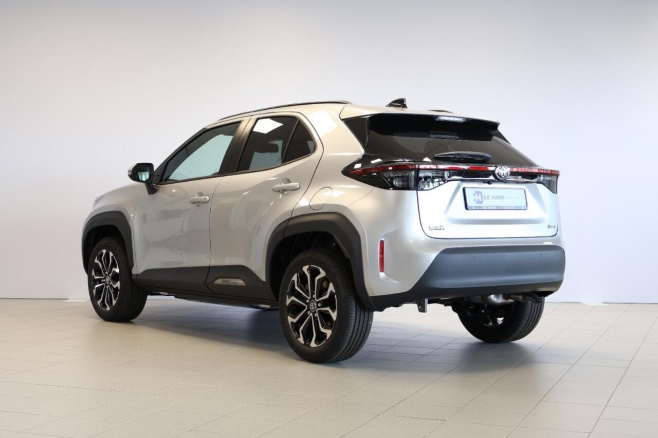 Toyota YARIS 1.5 Hybrid Teamplayer 130PK - Winter+safety pakket - Apple CarPlay - Dodehoek