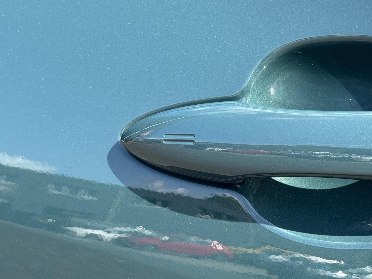 Toyota YARIS 1.5 Hybrid 130 Executive | PDC V+A | Half-leder | Dodehoekdetectie | JBL | Half-leder | LED | Keyless |