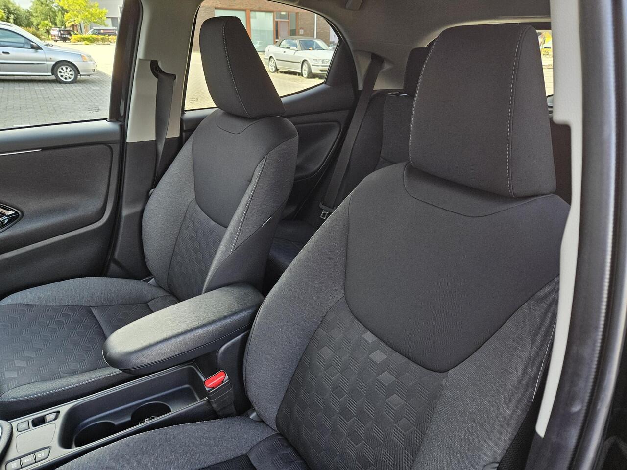 Toyota YARIS 1.5 Hybrid 115 Dynamic | Keyless Entry | Realtime navigatie | Adaptieve Cruise Control | Demo-model; kilometers kunnen iets afwijken