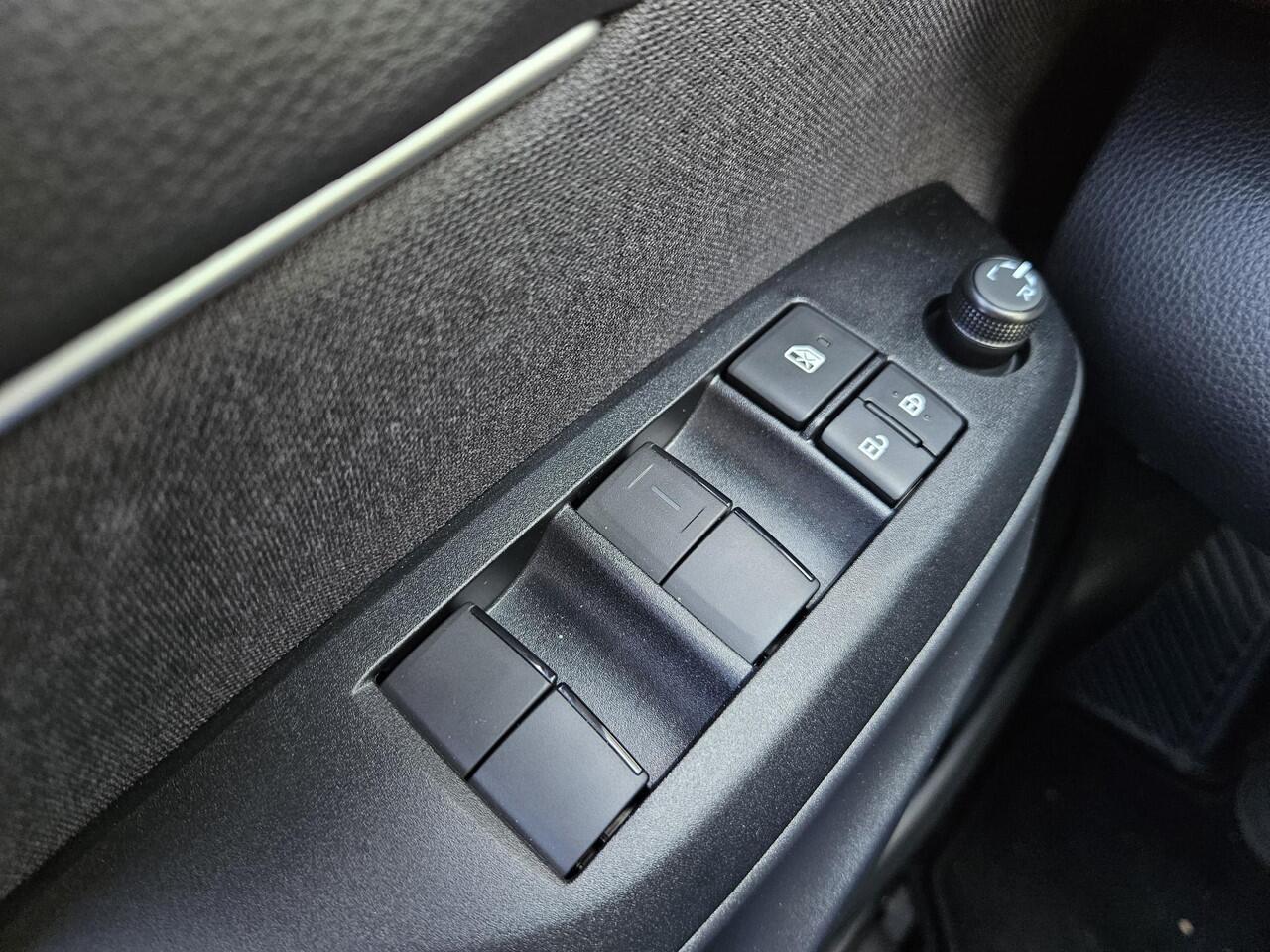 Toyota YARIS 1.5 Hybrid 115 Dynamic | Keyless Entry | Realtime navigatie | Adaptieve Cruise Control | Demo-model; kilometers kunnen iets afwijken