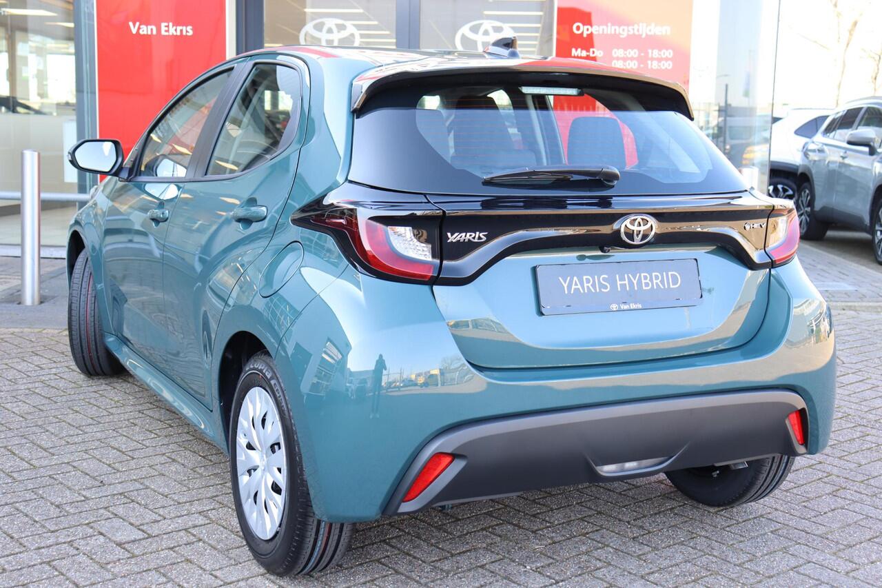 Toyota YARIS 1.5 Hybrid 115 Comfort , NIEUW en in December leverbaar met ¤2.000,- voordeel