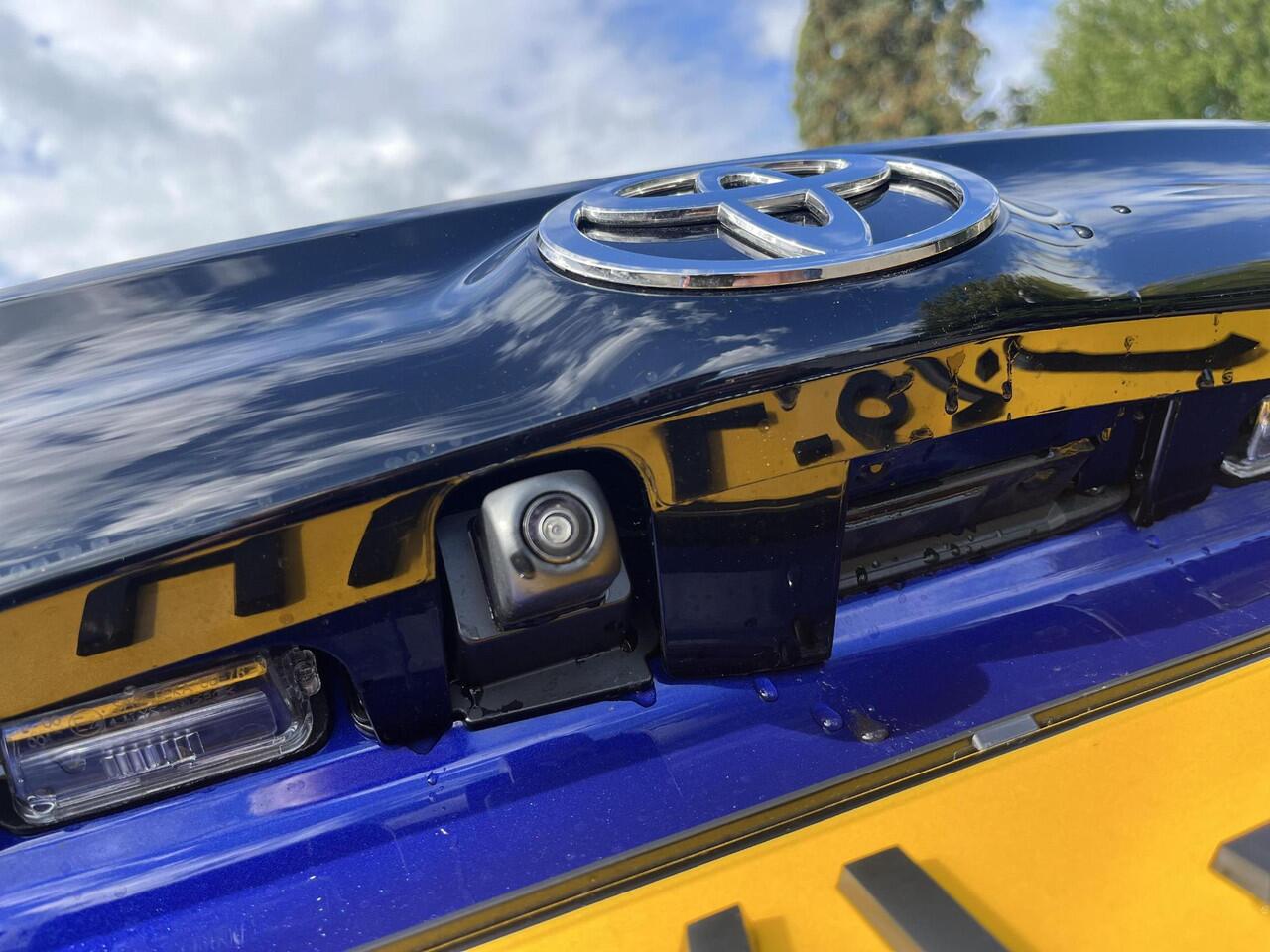 Toyota YARIS 1.5 Hybrid 115 Dynamic | Navigatie | Apple CarPlay/Android auto | Comfort Pack | Parkeersensoren voor en achter