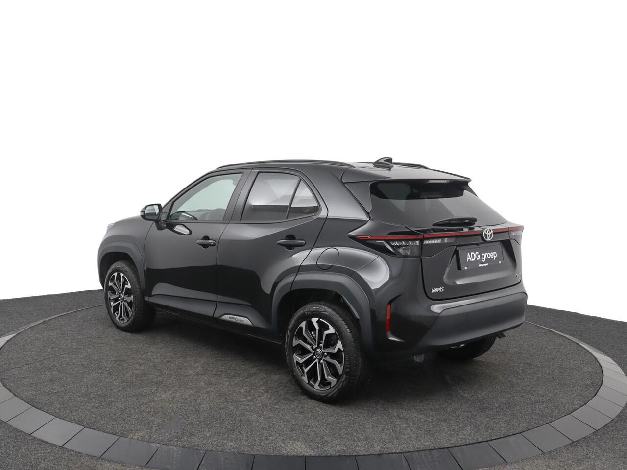 Toyota YARIS Cross 1.5 Hybrid 115 Dynamic | Nieuw uit voorraad leverbaar! | incl.Toyota Mania actiie T.W.V. ¤2000,-