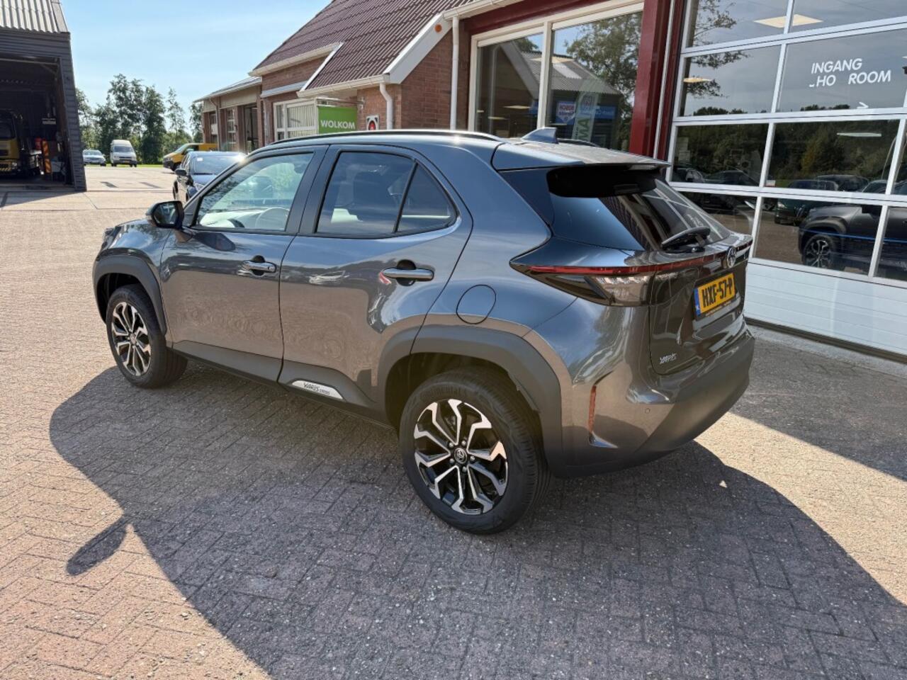 Toyota YARIS 1.5 HYBRID 130 PK DYNAMIC AUTOMAAT Nieuw! LUXE UITVOERING