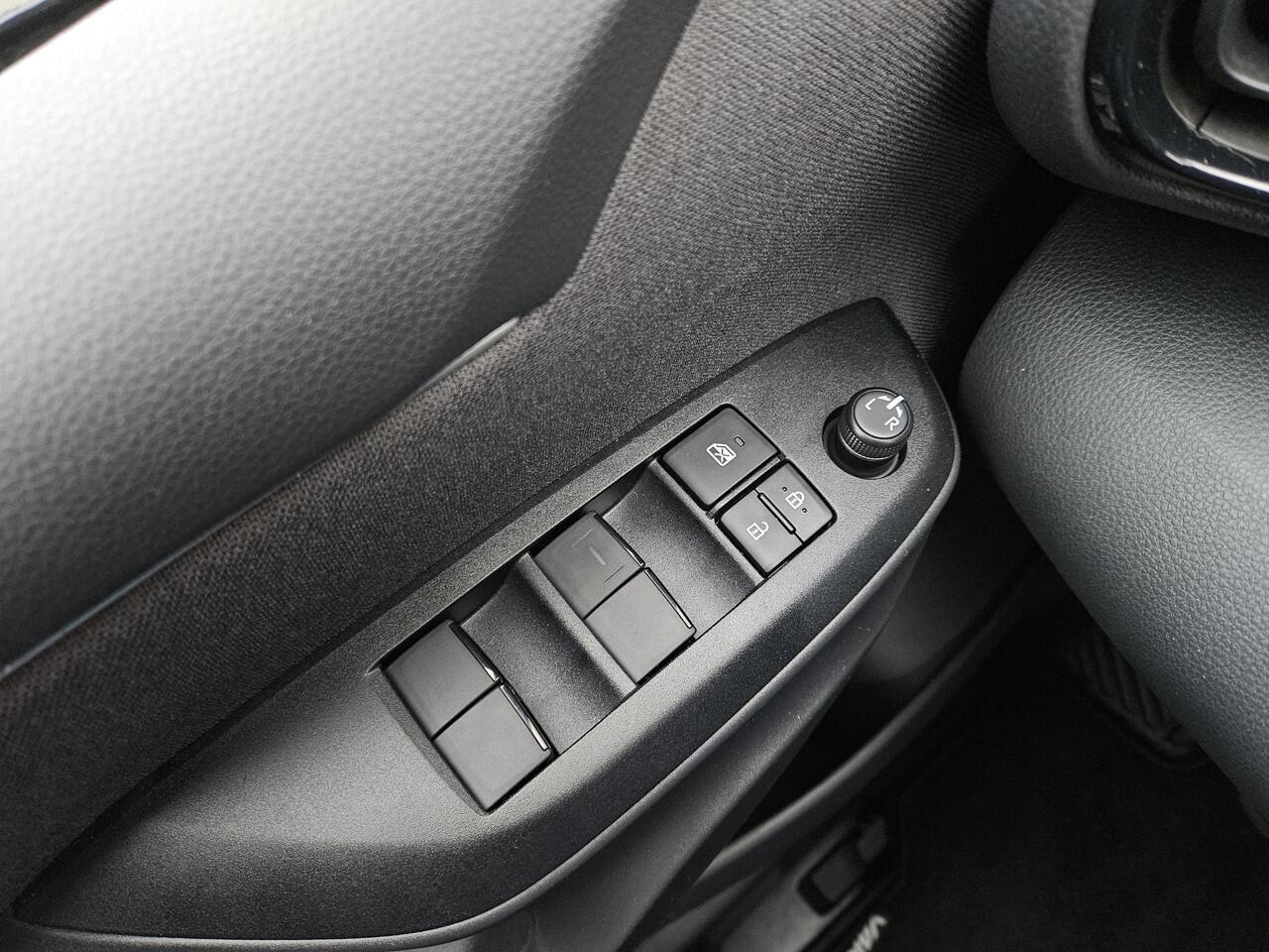 Toyota YARIS 1.5 Hybrid 115 Active | Direct Leverbaar | Nieuw |