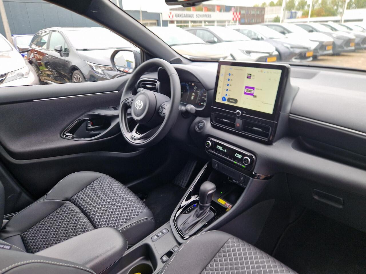 Toyota YARIS 1.5 Hybrid 130 Executive