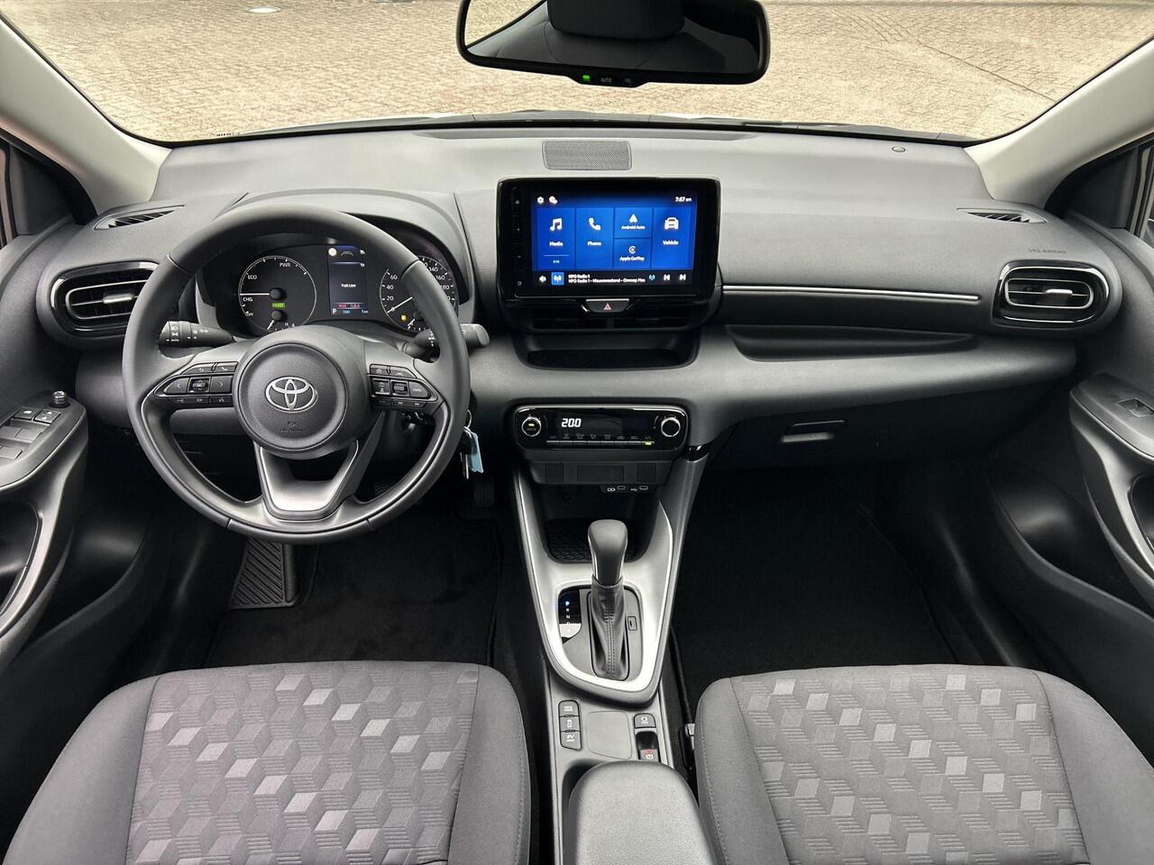 Toyota YARIS 1.5 Hybrid 115 Comfort | Nieuwe auto | Direct uit voorraad leverbaar |