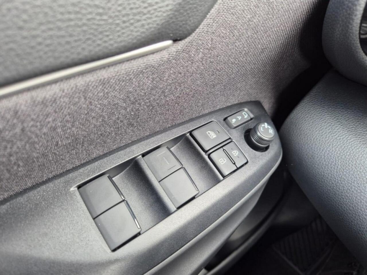 Toyota YARIS 1.5 HYBR 130 DYNAMIC WINTER