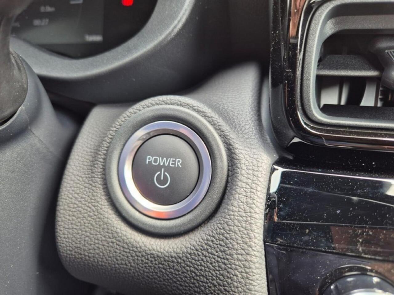 Toyota YARIS 1.5 HYBR 130 DYNAMIC WINTER