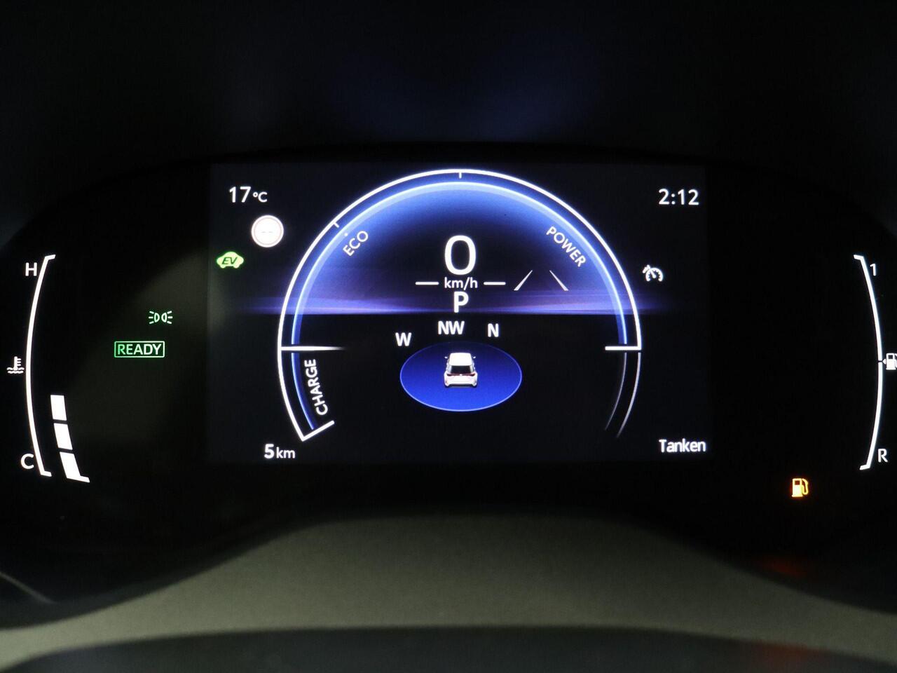 Toyota YARIS Cross 1.5 Hybrid 130 Dynamic | Achteruitrijcamera | Stuur, Voorruit en stoelverwarming | Apple Carplay & Android Auto |