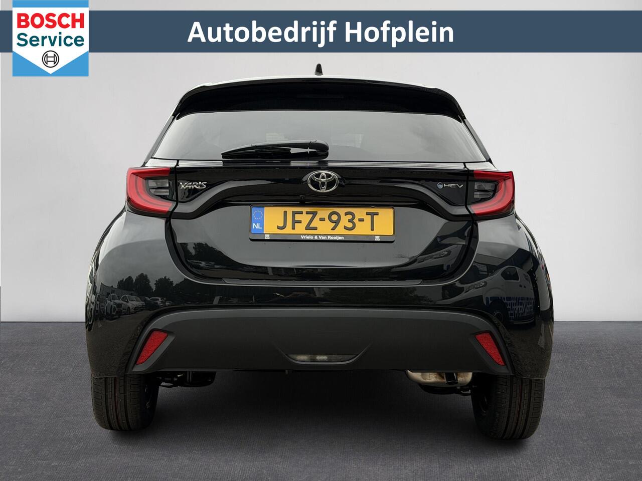 Toyota YARIS 1.5 Hybrid 115pk Automaat Dynamic | NIEUW ! | LED Verlichting | Apple Carplay/Android Auto | | Camera | Climate Control | Stoel/Stuurwiel verwarming | ( Vestiging - Vianen Tel: 0347-371248 )