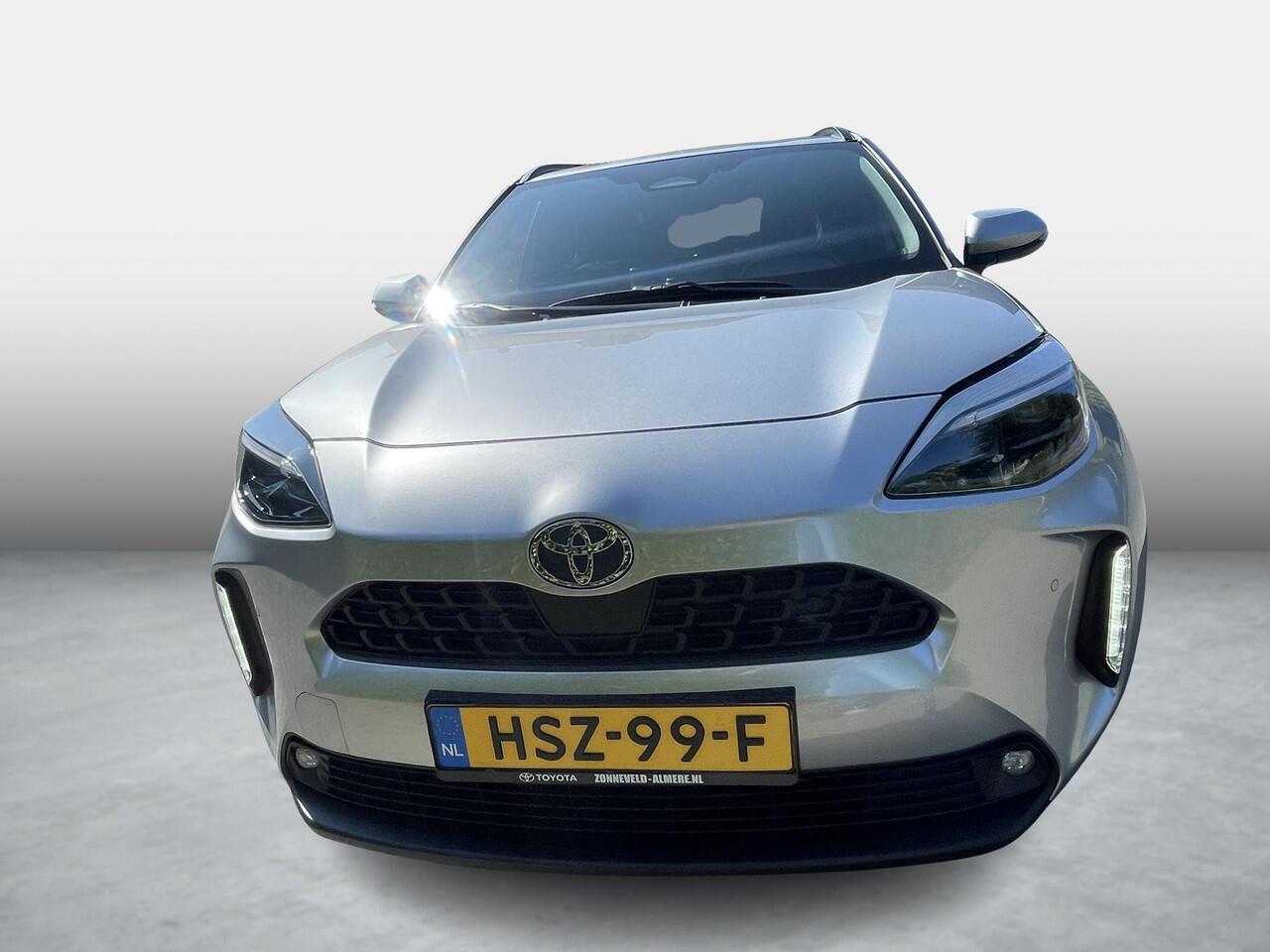 Toyota YARIS Cross 1.5 Hybrid 115 First Edition Comfort Pack