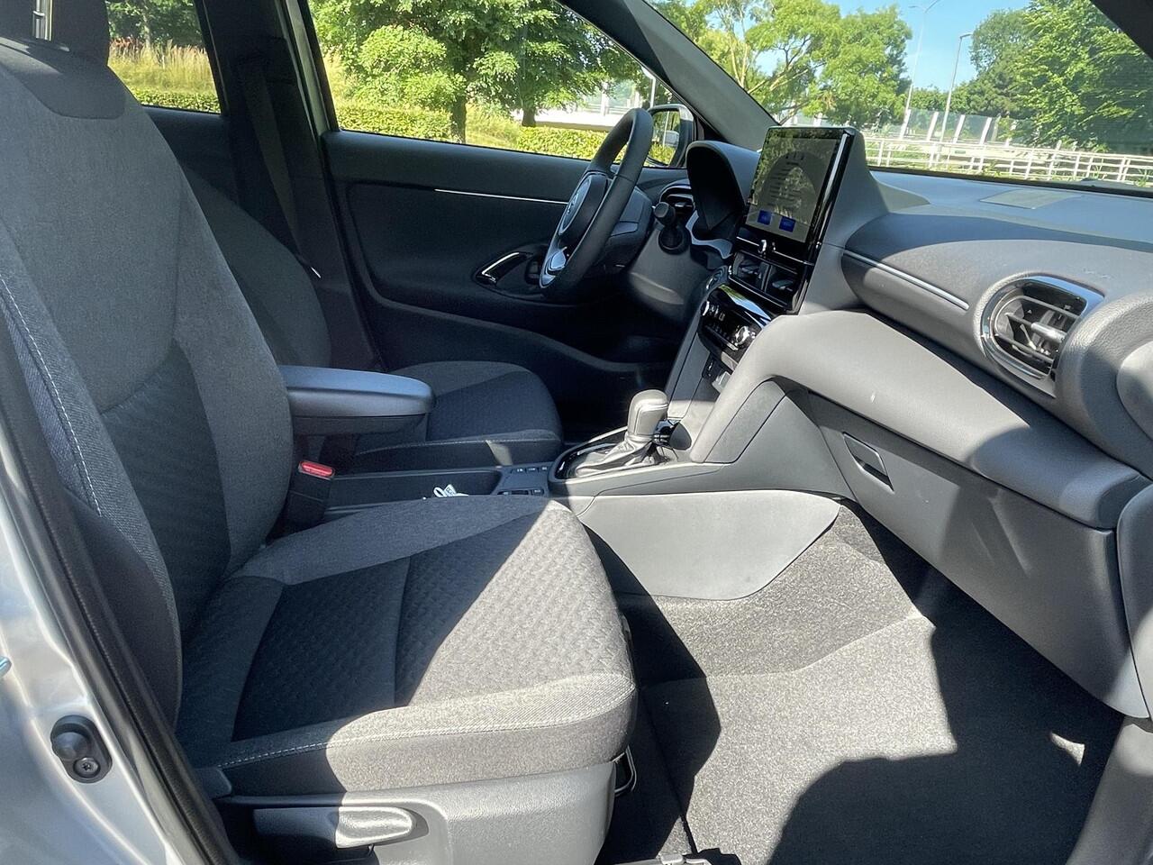 Toyota YARIS Cross 1.5 Hybrid 115 First Edition Comfort Pack