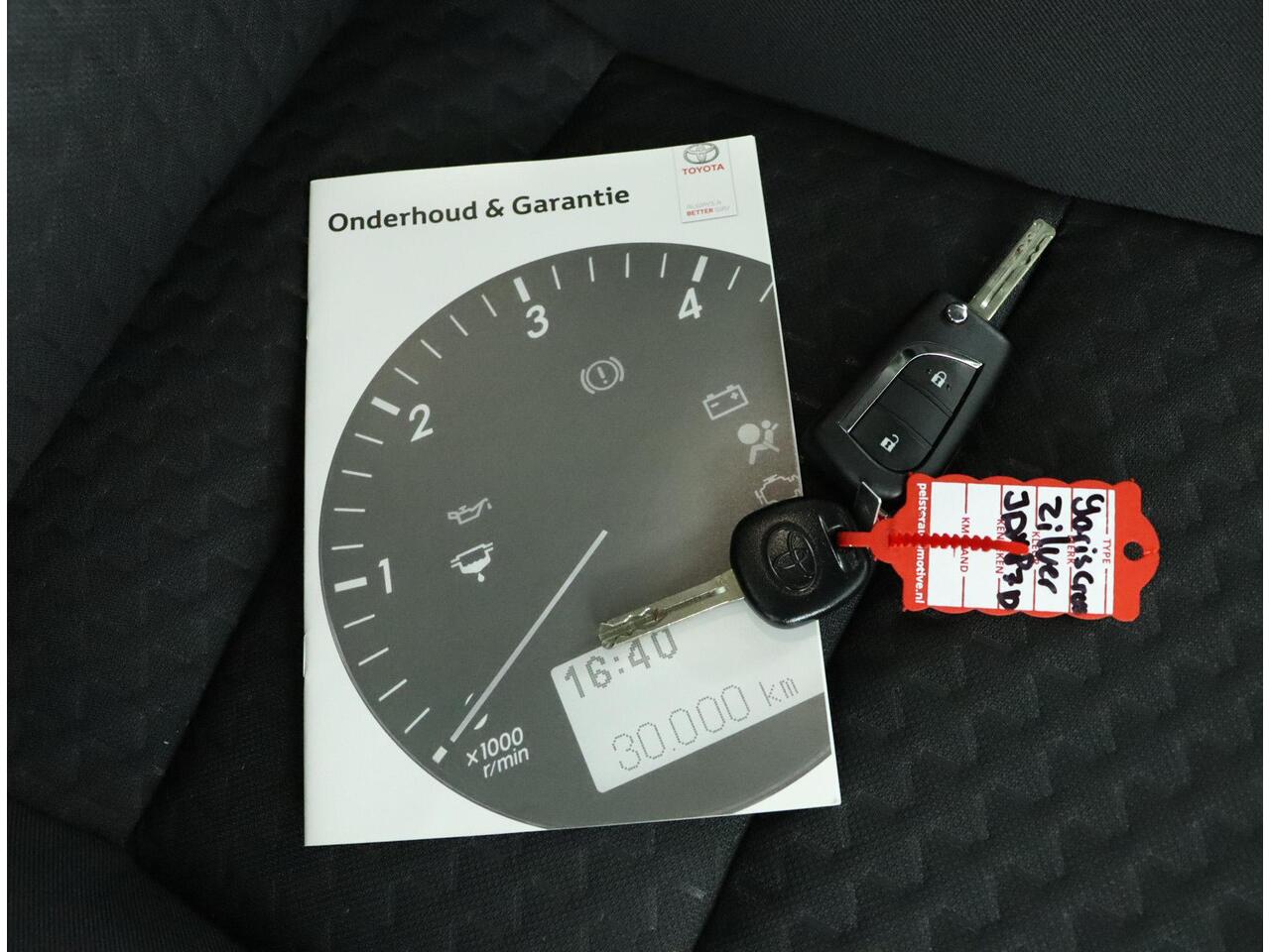 Toyota YARIS Cross 1.5 Hybrid 115 Active | Apple Carplay & Android Auto | Michelin All Seasons |