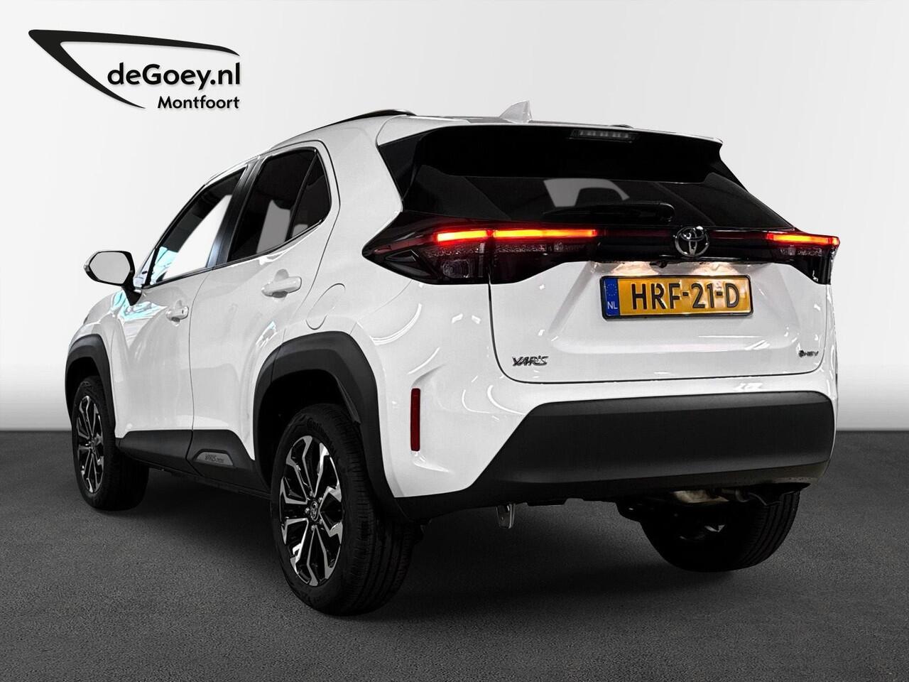 Toyota YARIS Cross 1.5 Hybrid 130 Dynamic NIEUW