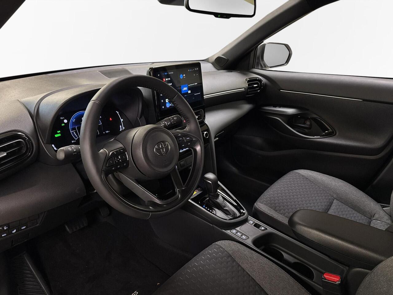 Toyota YARIS Cross 1.5 Hybrid 130 Dynamic NIEUW