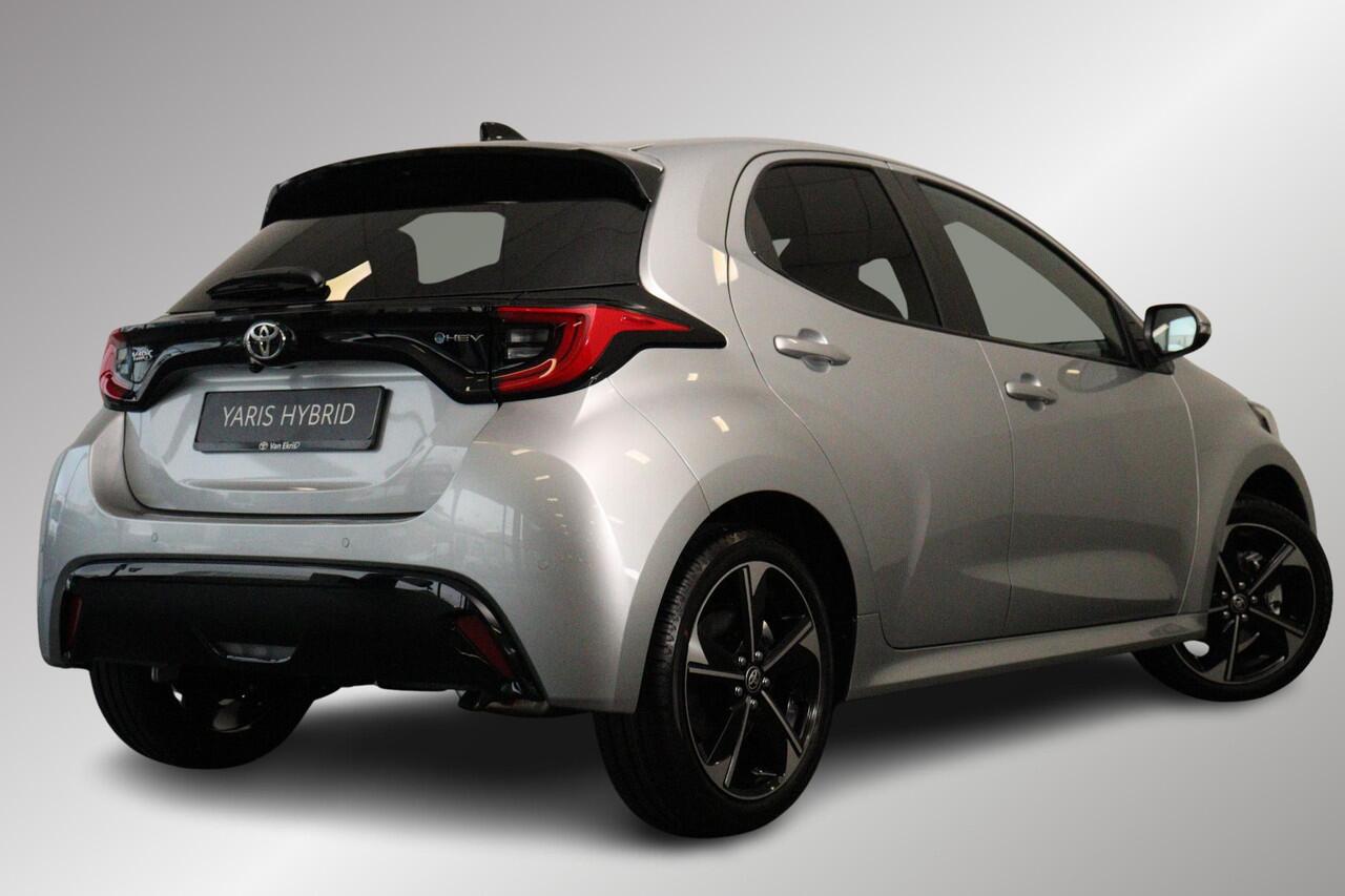 Toyota YARIS 1.5 Hybrid 130 Executive, ¤2000 inruilpremie, Nieuw, Snel leverbaar, Blind Spot, Apple Carplay, Stuurverwarming, Parkeersensoren, Stoelverwarming!