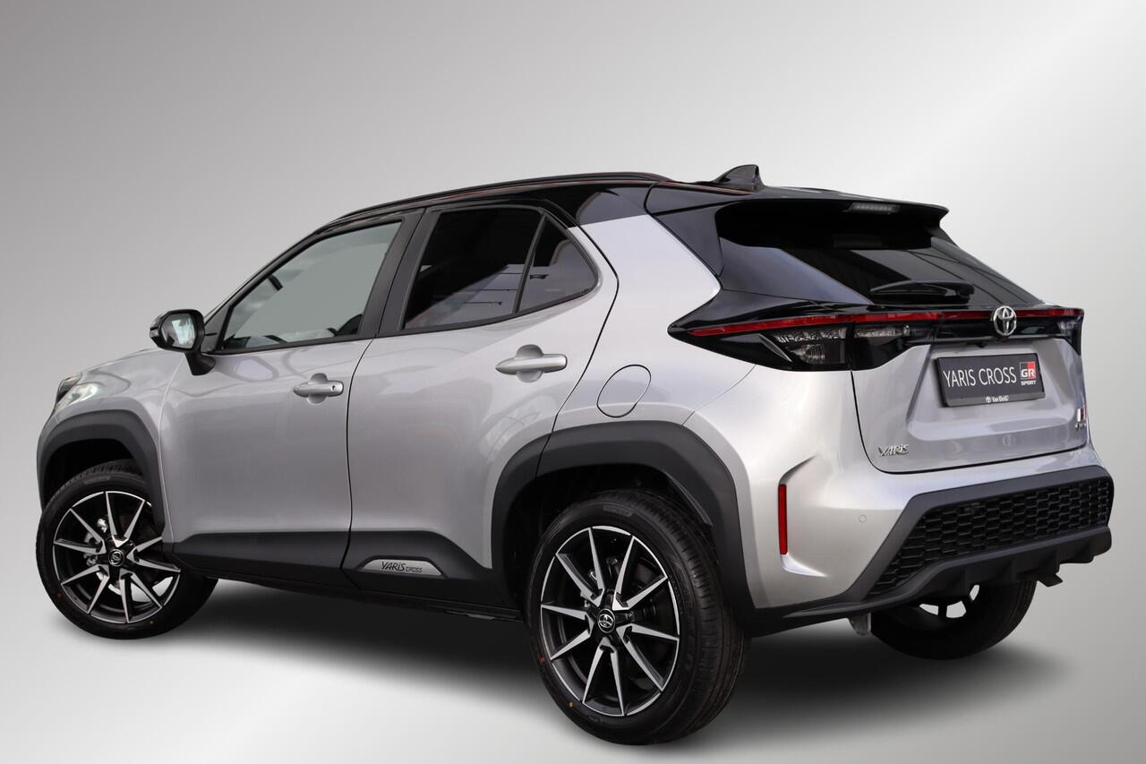 Toyota YARIS Cross 1.5 Hybrid 130 GR Sport, Panoramadak, BSM, JBL, Camera, Heads up display