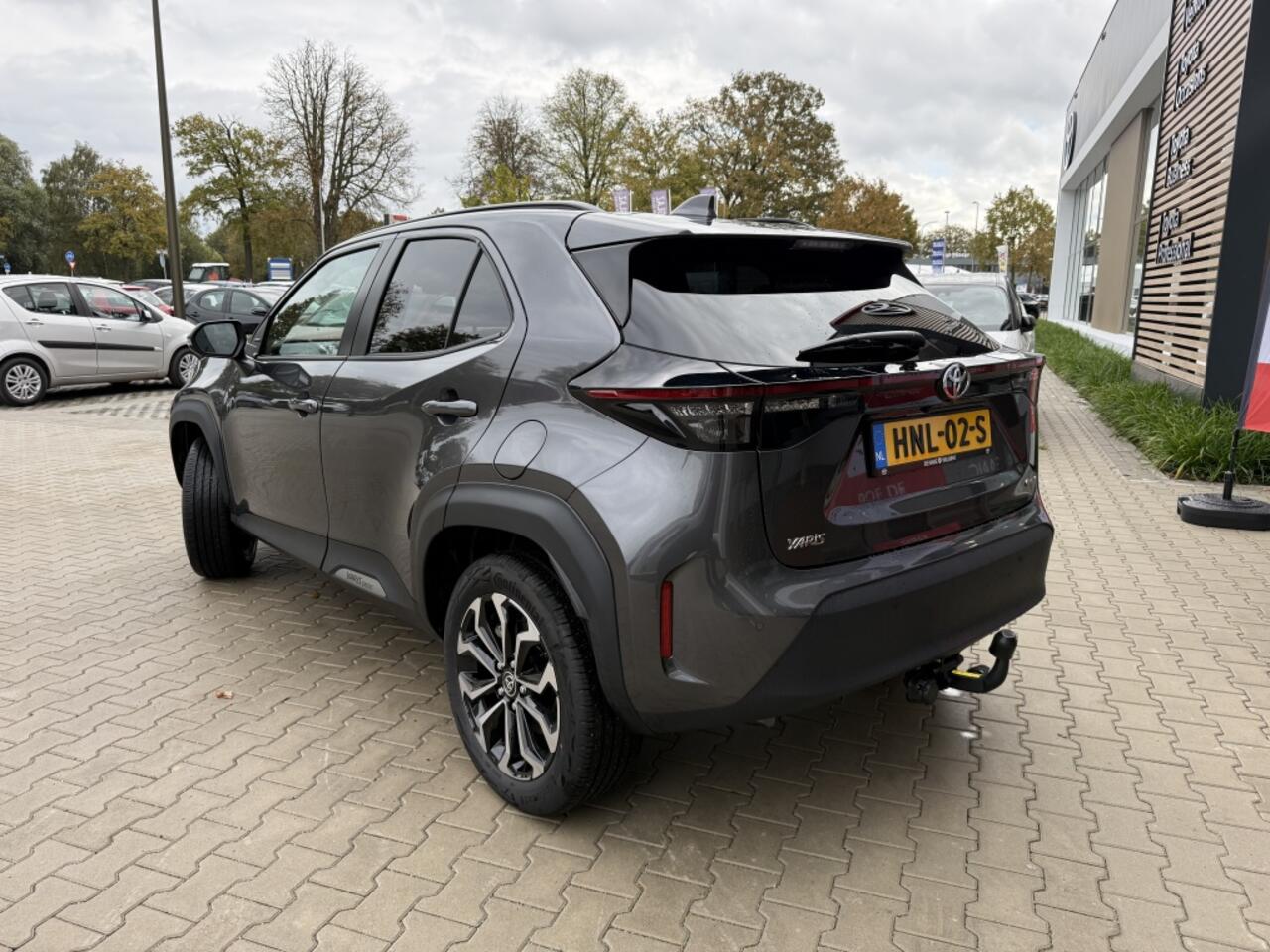 Toyota YARIS 1.5 Hybr 130 Dynamic | Trekhaak | PDC v/a | Stoel/stuur verwarm.