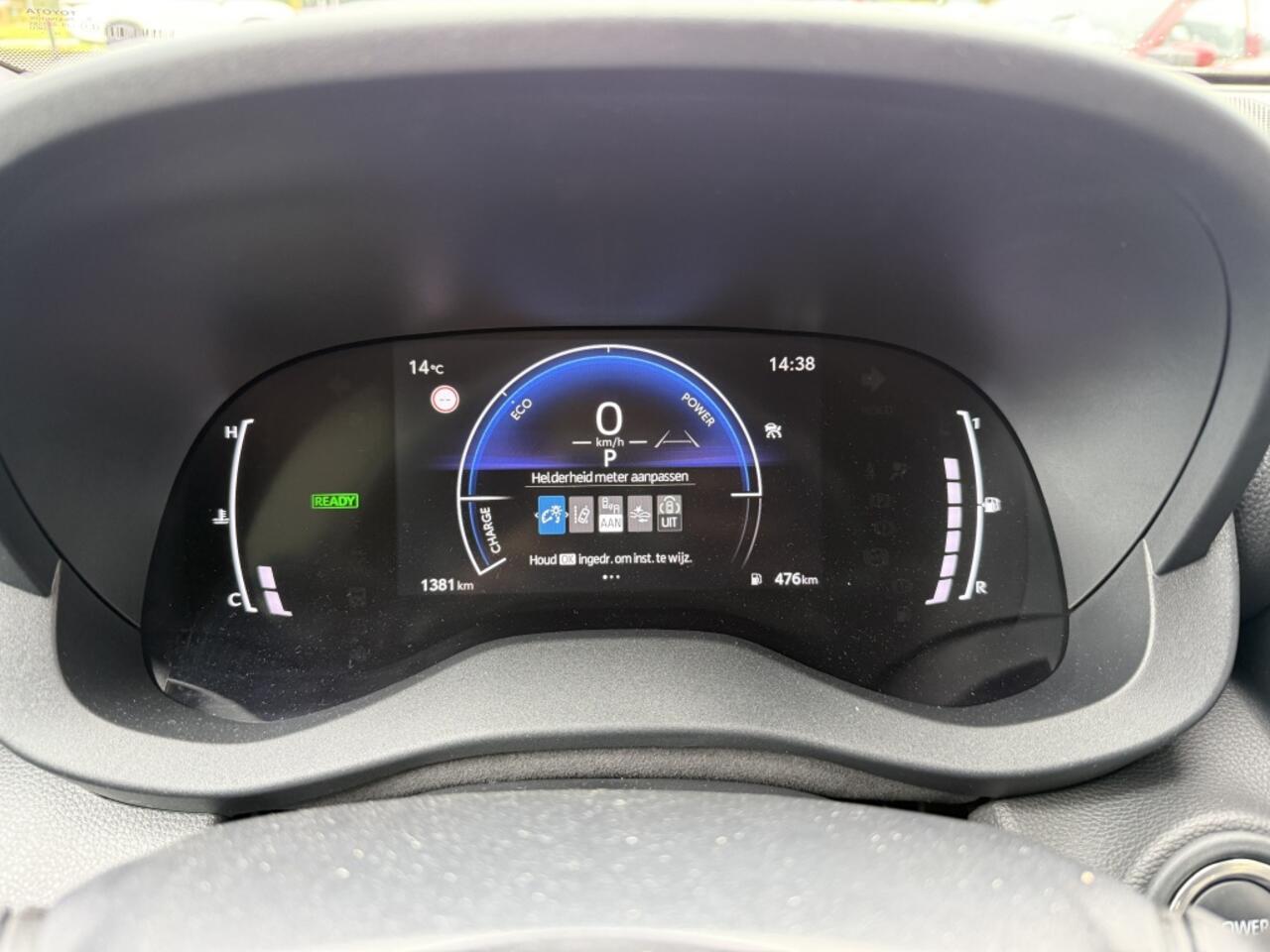 Toyota YARIS 1.5 Hybr 130 Dynamic | Trekhaak | PDC v/a | Stoel/stuur verwarm.