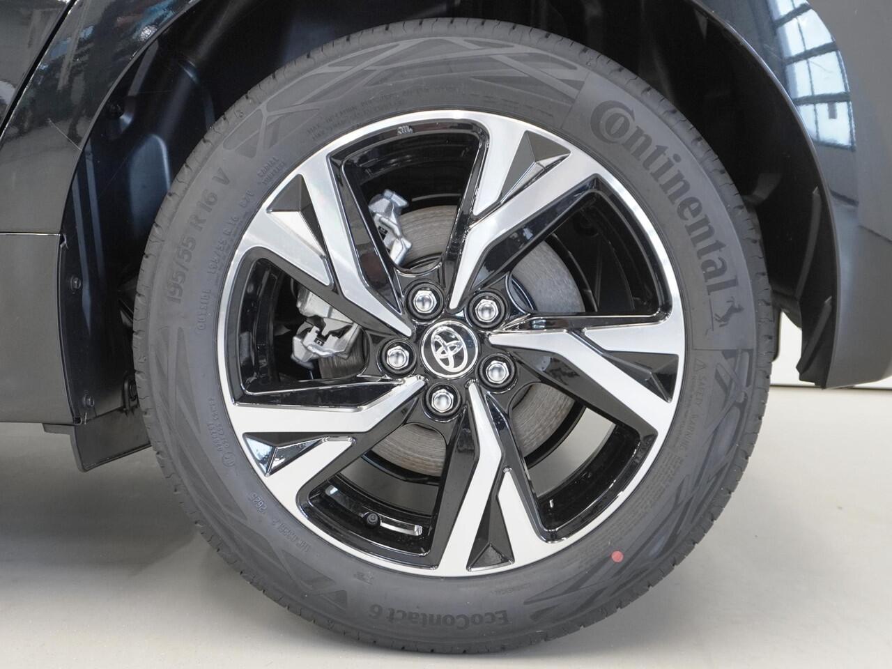 Toyota YARIS 1.5 Hybrid 115 Dynamic | Stoel- Stuurverwarming | App Connect | Ongebruikt | Rijklaarprijs