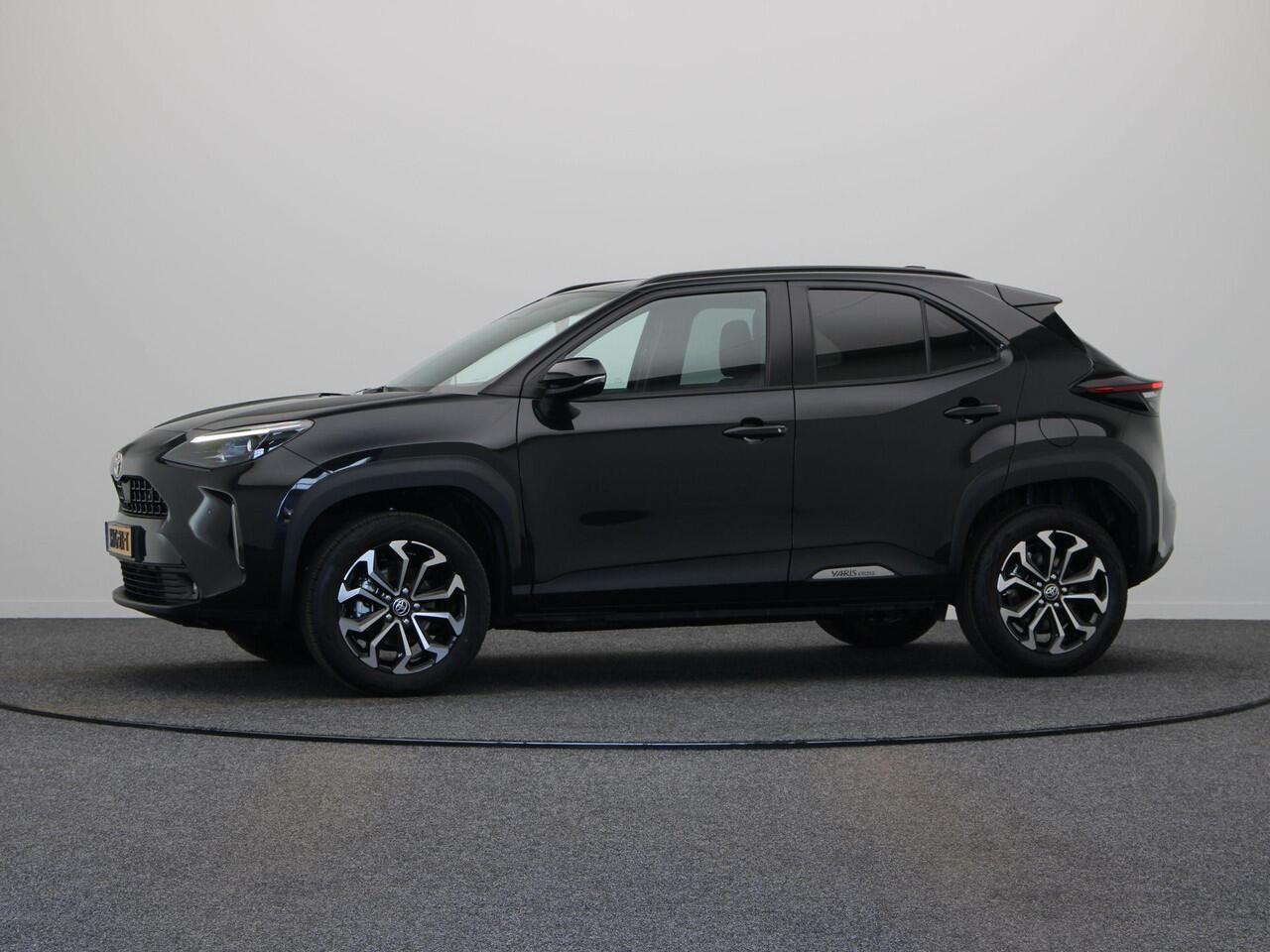 Toyota YARIS Cross 1.5 Hybrid 130 Dynamic | Achteruitrijcamera | Stuur, Voorruit en stoelverwarming | Apple Carplay & Android Auto |