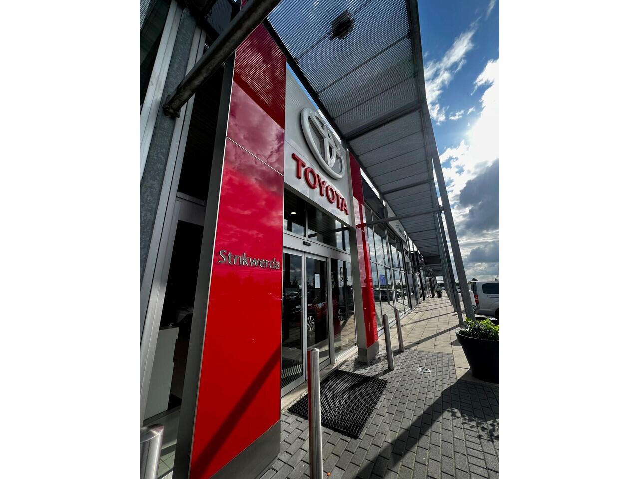 Toyota YARIS 1.5 Hybrid 130 Executive | Nieuw op voorraad | Actieprijs extra inruilpremie ¤1000 |